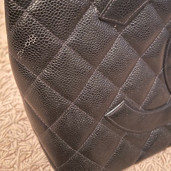 Chanel bag in very good condition. - Picture 3 of 7